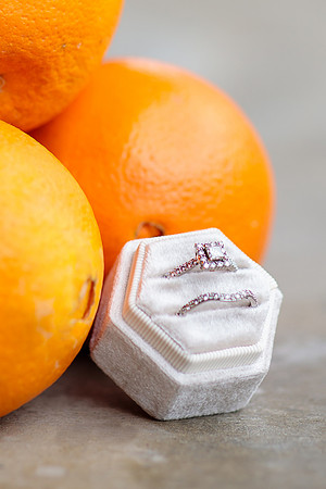 K ring with oranges